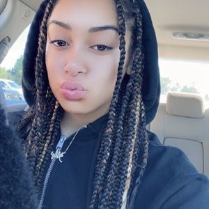 Meet your Posher, Alyssa